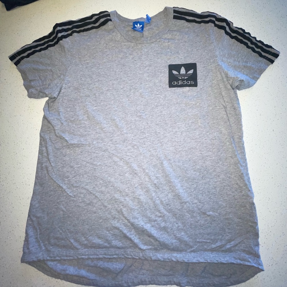 Vintage adidas originals t-shirt